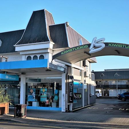 Kiwi Studios Motel Palmerston North Exterior photo